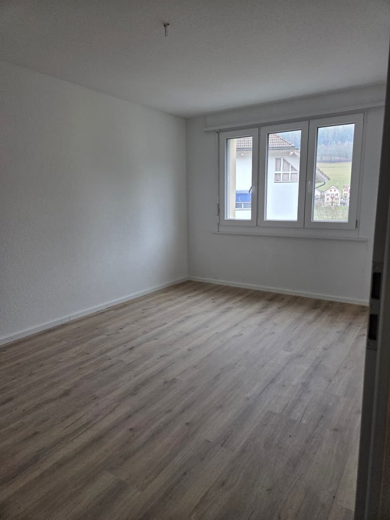 Charmant appartement 3.5 pièces avec vue panoramique à Sonceboz-Sombeval (8)