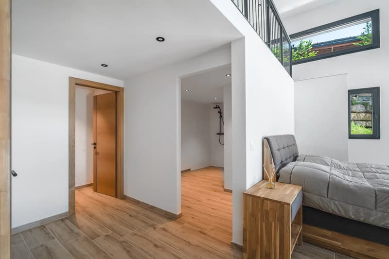 New chalet in Crans-Montana with panoramic views. (12)