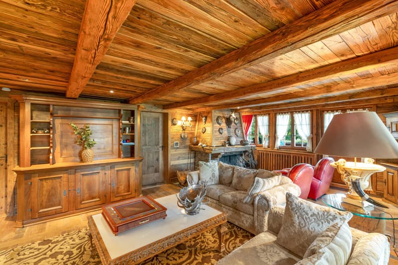 Exceptional Chalet Just Steps from the Crans-Montana Golf Course (6)