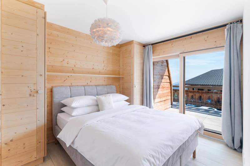 Elegant 3.5-Room Apartment with Balcony in the Heart of Nendaz (5)