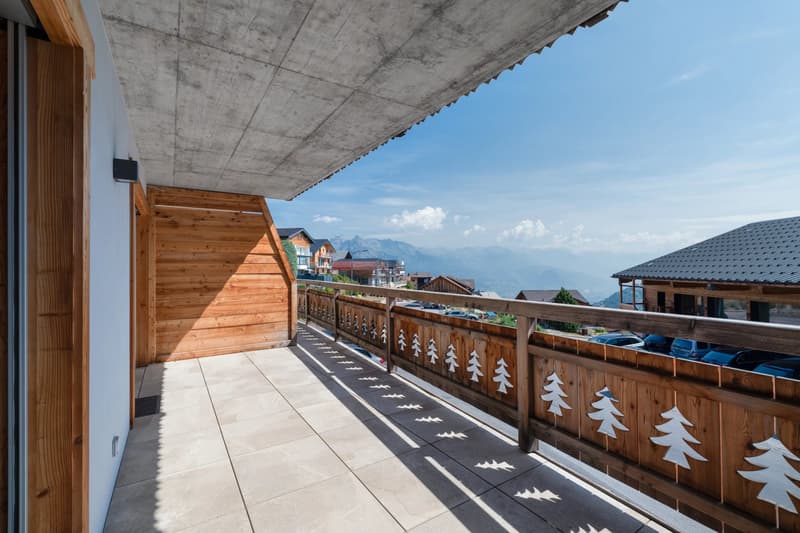 Elegant 3.5-Room Apartment with Balcony in the Heart of Nendaz (8)