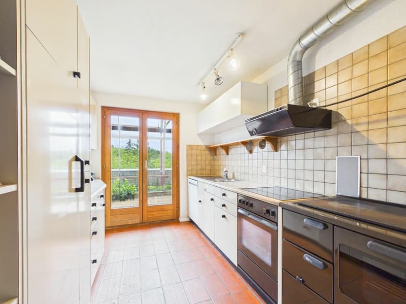 Mehrgenerationenhaus mit viel Umschwung und wunderschönem Ausblick (6)