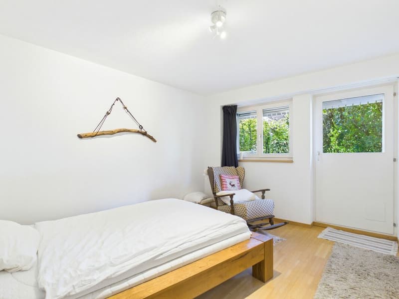 Lichtdurchflutete 4.5-Zimmer-Gartenwohnung mit Gartensitzplatz (9)