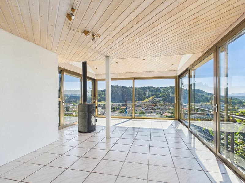Charmante 2.5-Zimmer-Wohnung mit Wintergarten, Garten und Cheminée in Gränichen (1)
