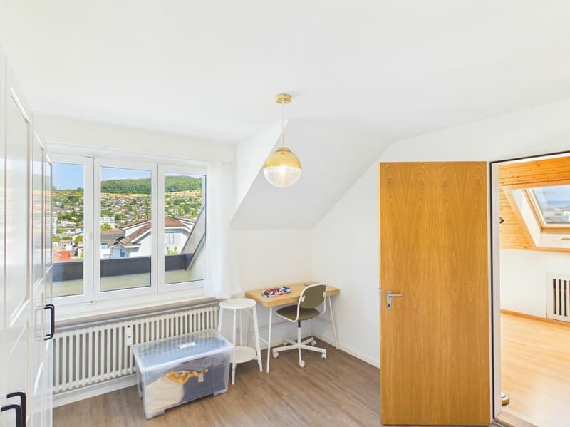 Geräumige Attikawohnung an bester Lage in Frenkendorf (9)