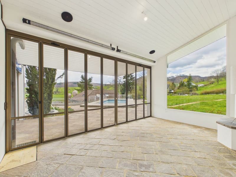 Luxuriöse Villa mit unverbaubarer Aussicht und viel Privatsphäre in Frenkendorf (13)