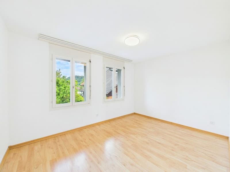 Gepflegte 4.5-Zimmer-Etagenwohnung in Hornussen (8)