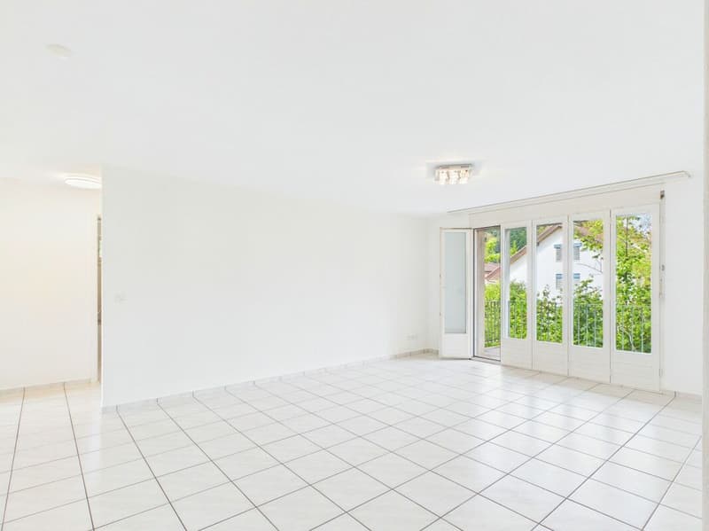 Gepflegte 4.5-Zimmer-Etagenwohnung in Hornussen (3)