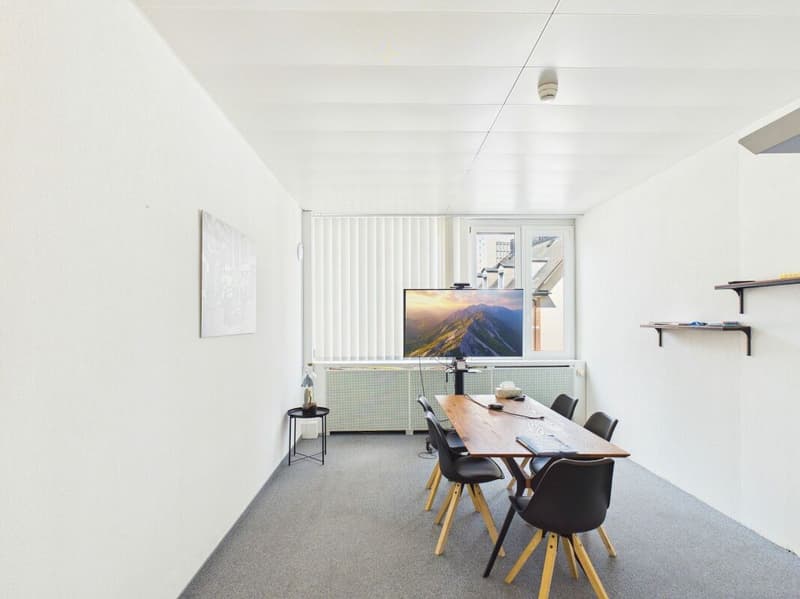 Spacieux bureaux à louer 120 m2 (8)