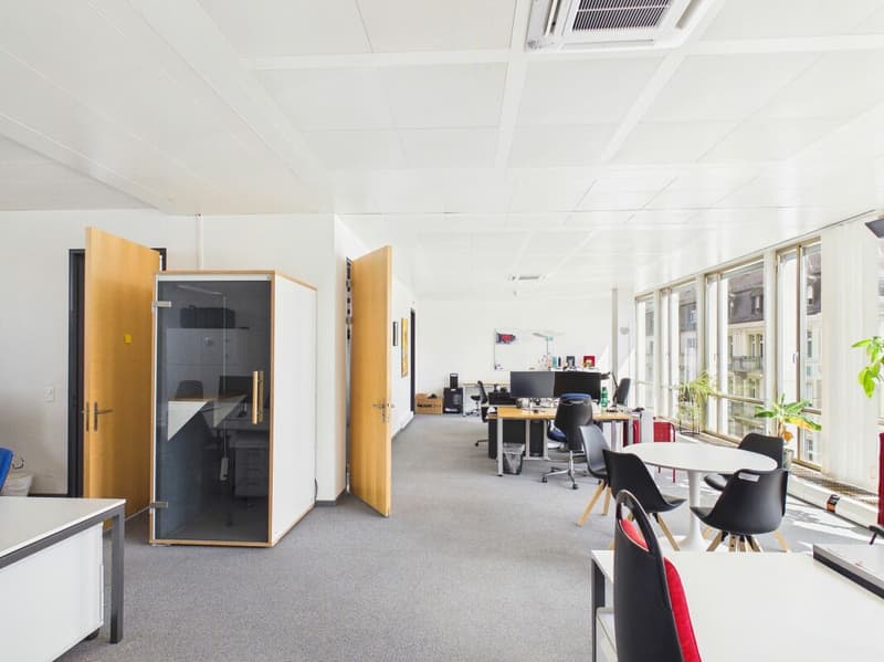Bel espace spacieux à louer 240 m2 (1)