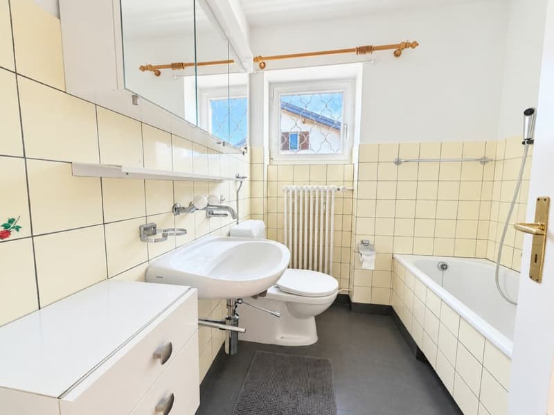 Charmantes 5.5-Zimmer Einfamilienhaus mit grossem Garten in Buchs AG (8)