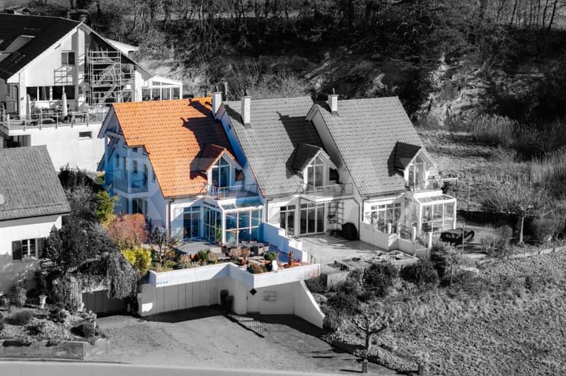 Attraktives Eck-Reihenhaus mit freier Weitsicht (2)