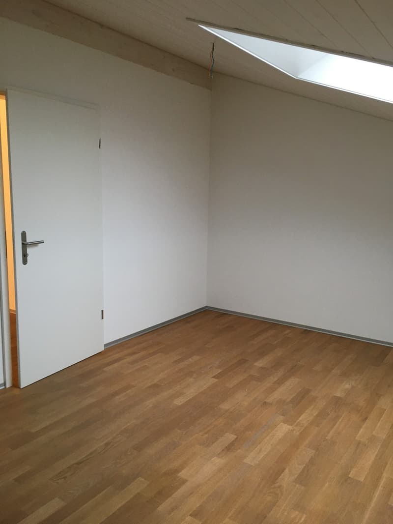 Moderne 4.5-Zimmerwohnung im Herzen von Düdingen (6)