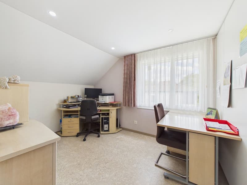 6.5-Zimmer-Familienparadies an ruhiger Quartierlage (13)