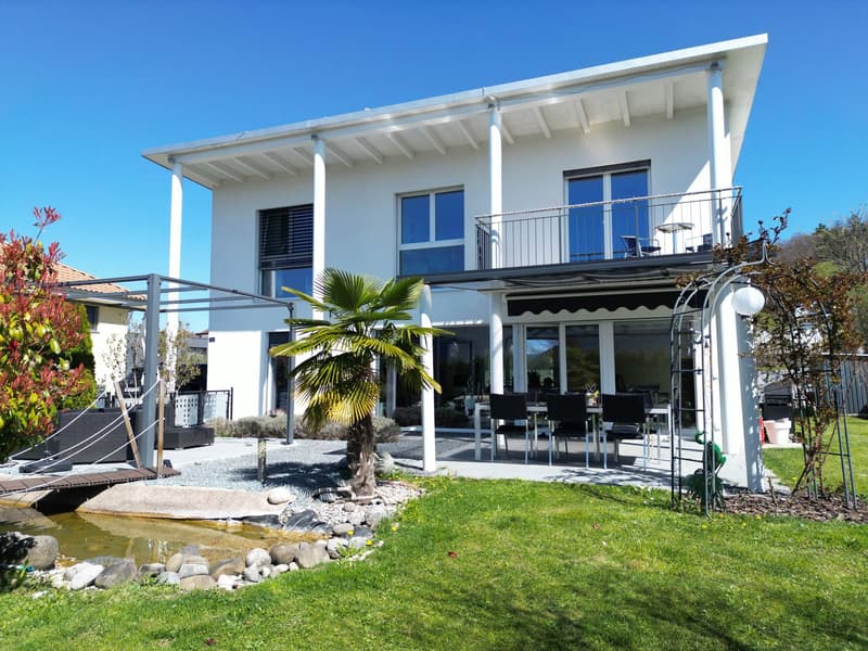 Modernes Einfamilienhaus an ruhiger, sonniger Lage mit Gartenparadies (1)