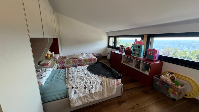 In vendita – Villa indipendente di design con vista straordinaria, finiture di pregio (18)