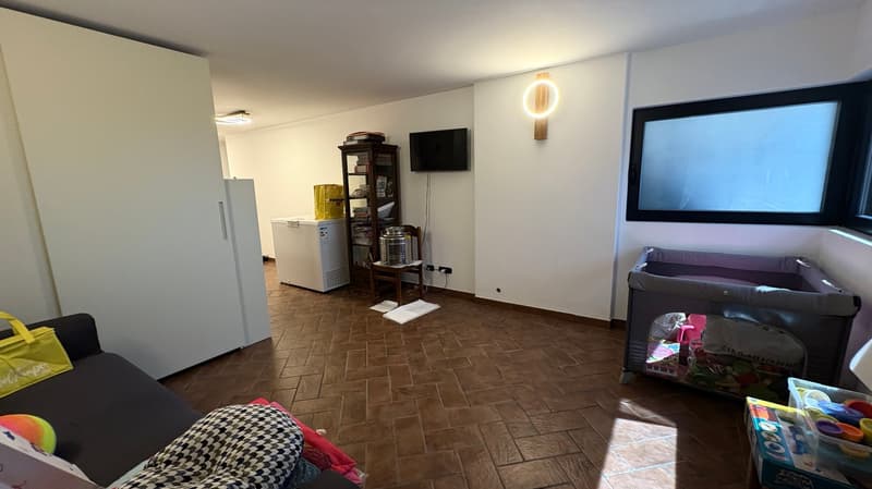 In vendita – Villa indipendente di design con vista straordinaria, finiture di pregio (25)
