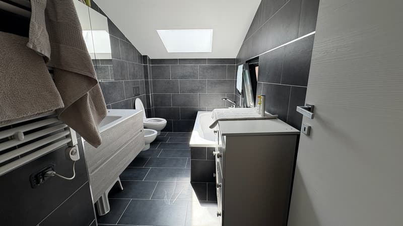 In vendita – Villa indipendente di design con vista straordinaria, finiture di pregio (19)