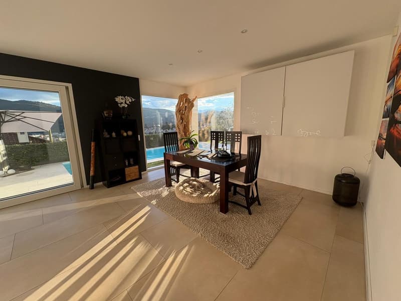 Villa indipendente con piscina, vista aperta e riservatezza assoluta (9)