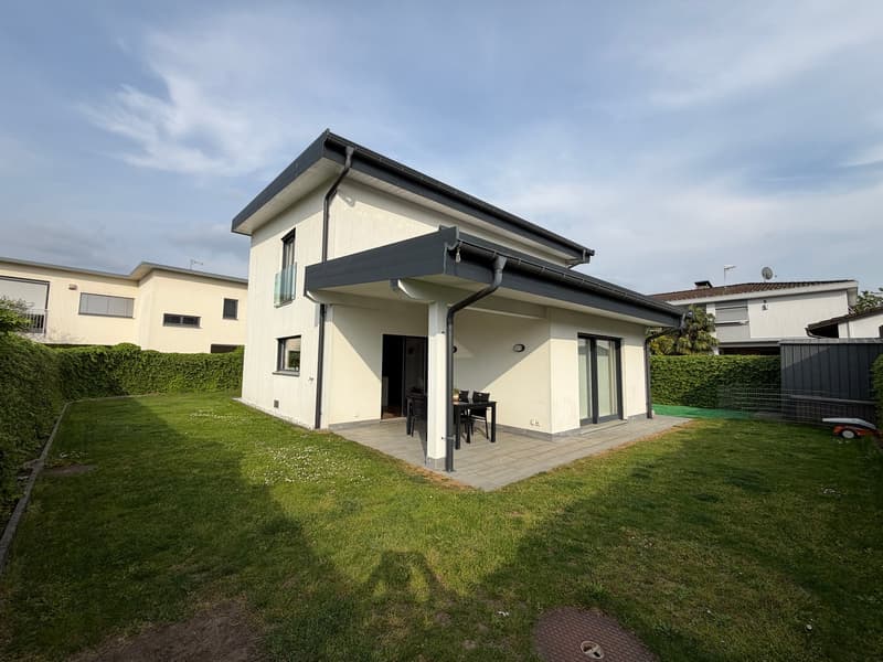 Moderna villa unifamiliare 5.5 locali con giardino (6)