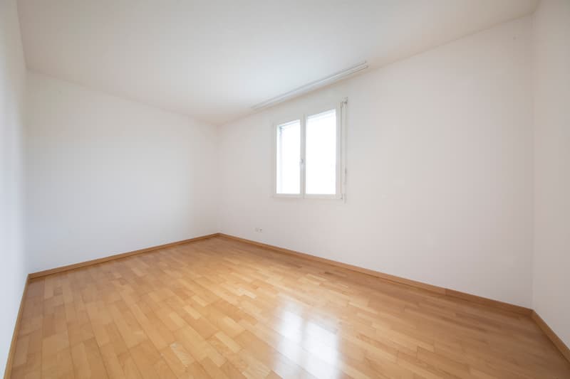 Oftringen_Neuquartier_14_OG2_11.jpg
