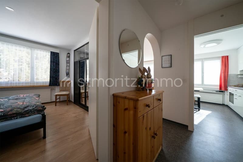 Chesa Muntarütsch - Helle 4-Zimmerwohnung mit Südbalkon und freier Bergsicht (1)
