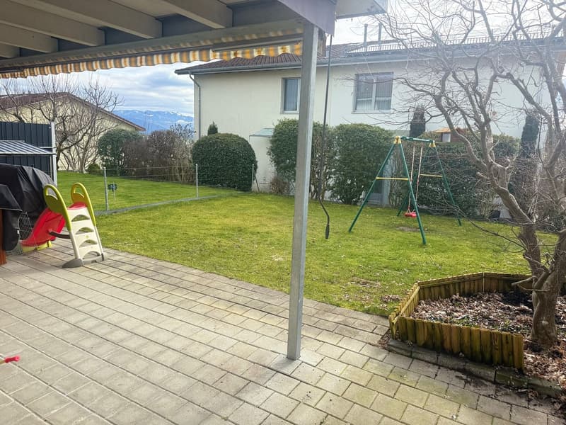Modernes Doppeleinfamilienhaus in ruhiger Lage von Sins (9)