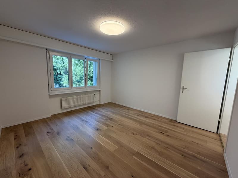 Charmante 4-Zimmer-Wohnung an ruhiger Lage in Adliswil (6)