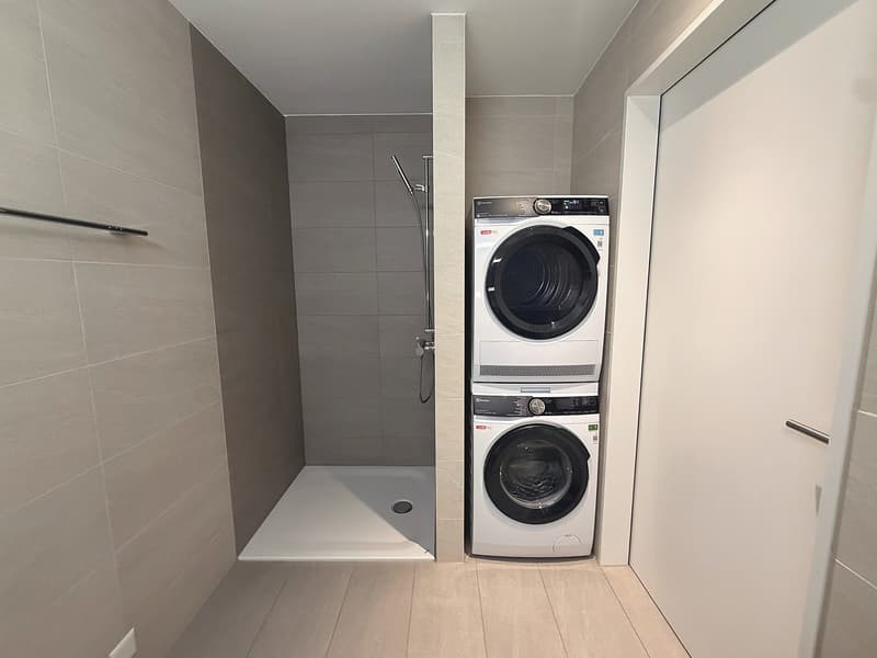ERSTBEZUG wunderbare 3.5-Zimmer-Neubauwohnung mit Eigentumsstandard und Uetlibergblick (6)