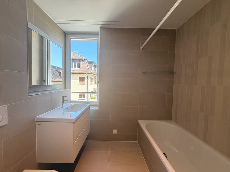 ERSTBEZUG  wunderbare 3.5-Zimmer-Neubauwohnung mit Eigentumsstandard und Uetlibergblick (9)