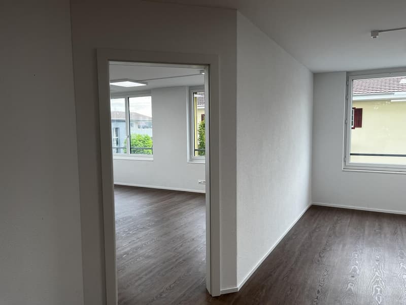 ausgebaute Büro oder Schule (12)