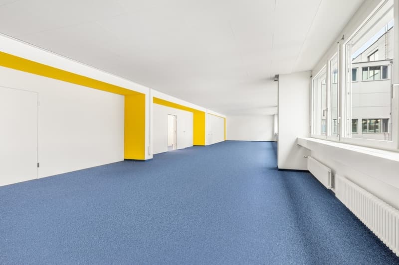 Sofort bezugsbereit: Fertig ausgebaute Bürofläche (12)