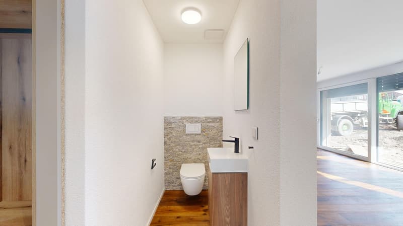 separates WC