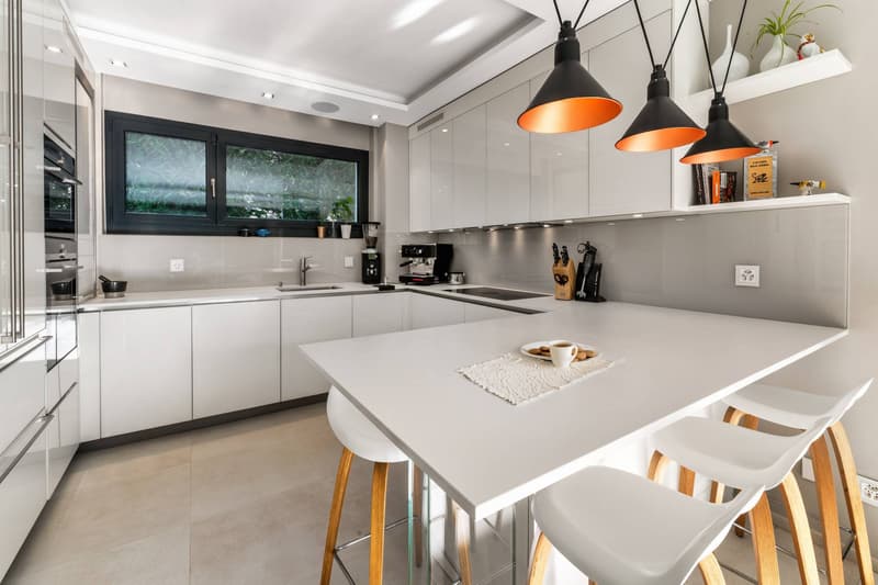 Superbe villa contemporaine très haut de gamme, Minergie. En exclusivité ! (2)