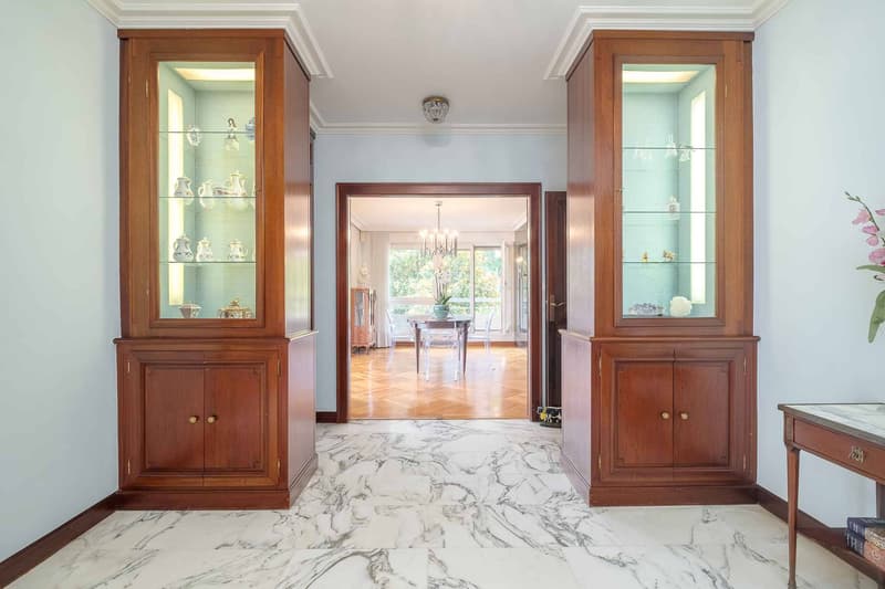 Magnifique appartement de 8 pièces dans une résidence de standing (2)