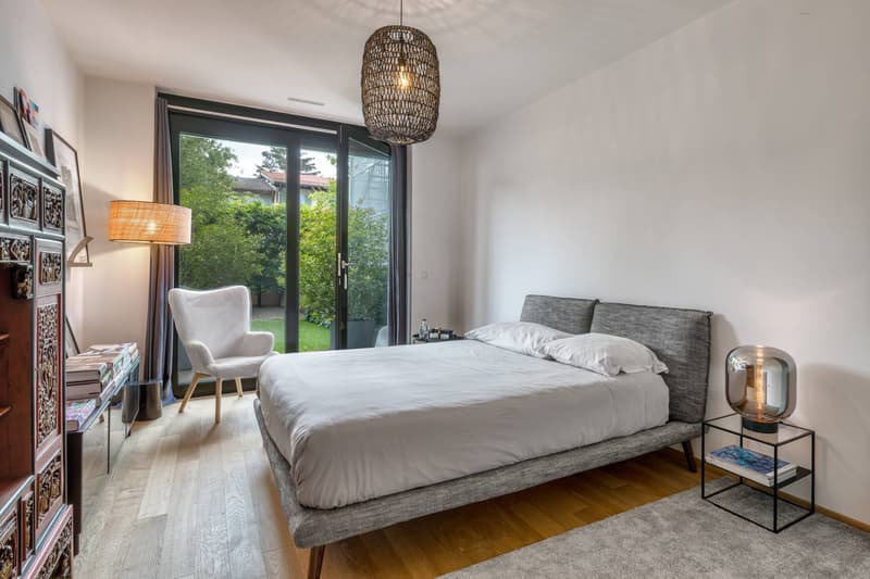 EN EXCLUSIVITÉ - duplex de 5 chambres avec terrasses, jardins et vue lac (7)