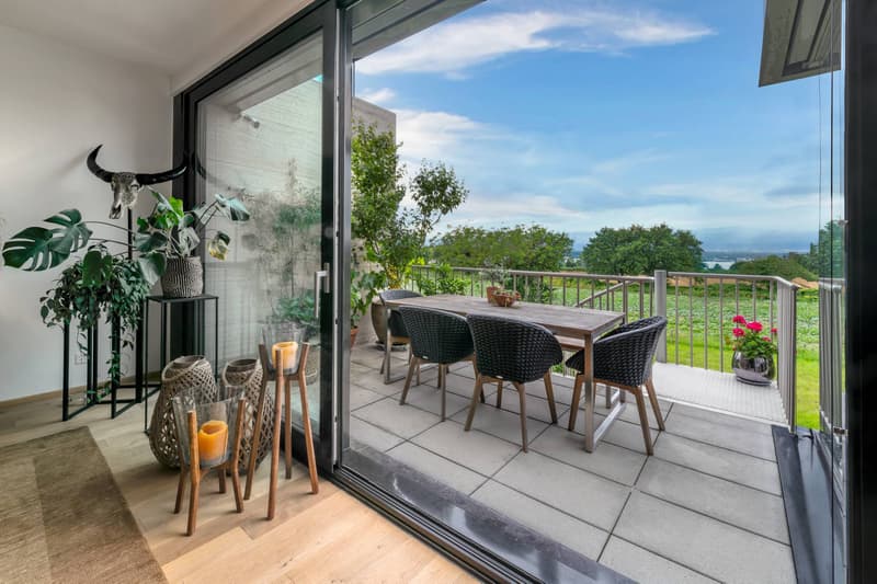 EN EXCLUSIVITÉ - duplex de 5 chambres avec terrasses, jardins et vue lac (3)