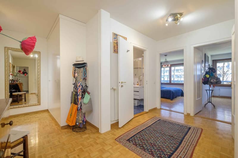 Bel appartement traversant de 6 pièces (6)