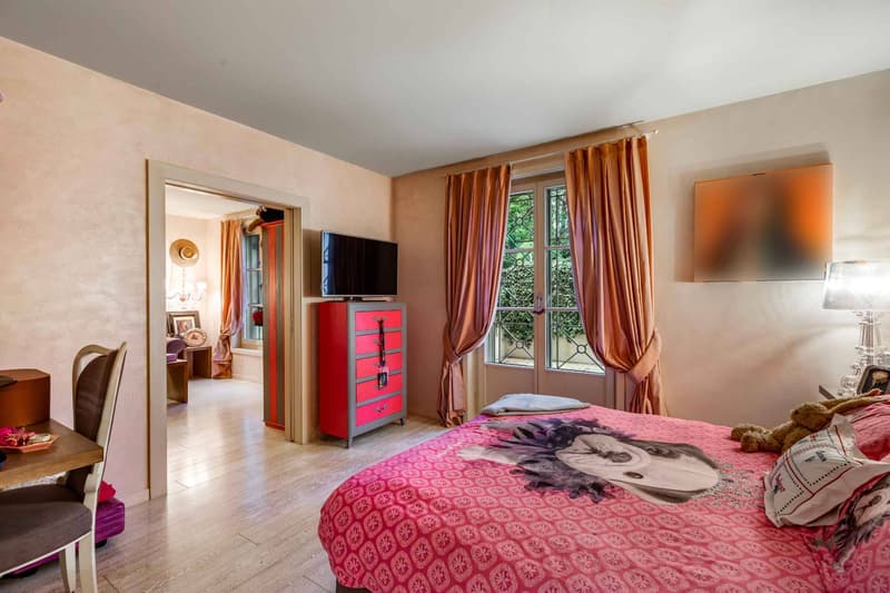 Superbe appartement rénové avec terrasse et jardin dans résidence de luxe (5)