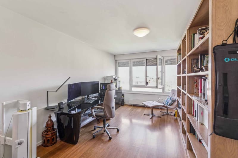 En exclusivité ! Bel appartement traversant en étage élevé (9)