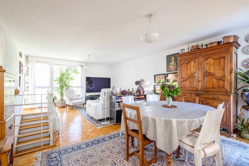 En exclusivité ! Agréable duplex avec terrasses et jardin privatif (3)