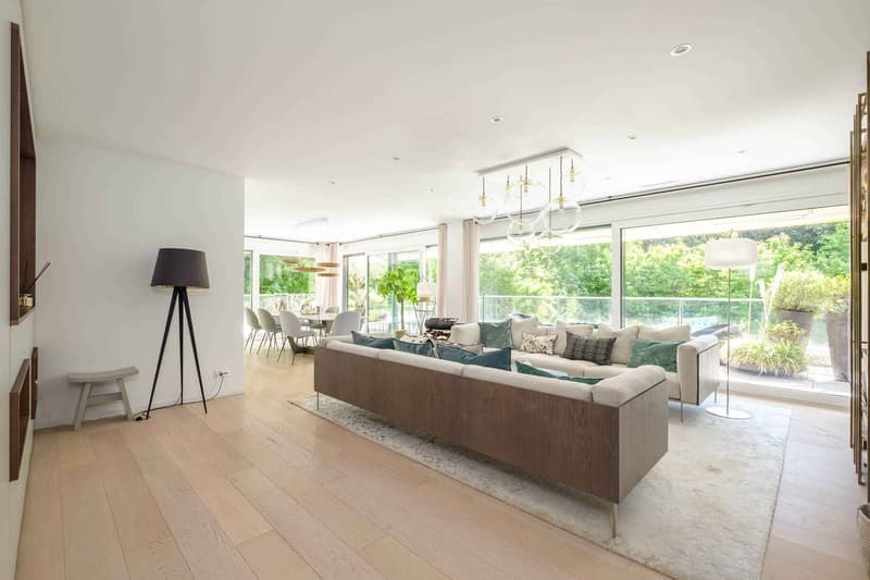 En exclusivité ! Superbe 5 pièces avec terrasse dans une résidence de haut standing (2)