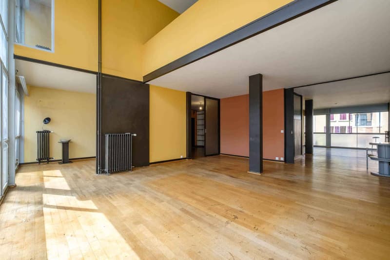 Magnifique duplex de 9 pièces avec balcons (2)
