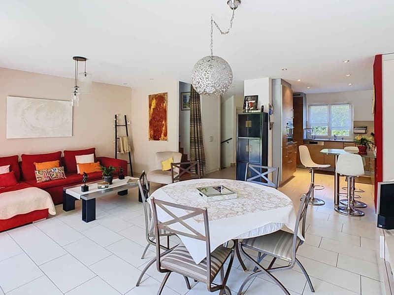 CO-EXCLUSIVITE - Jolie maison mitoyenne dans un environnement calme (3)
