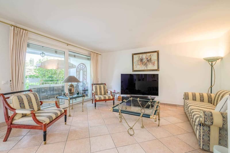 Agréable duplex de 5 pièces avec terrasse et jardin (2)