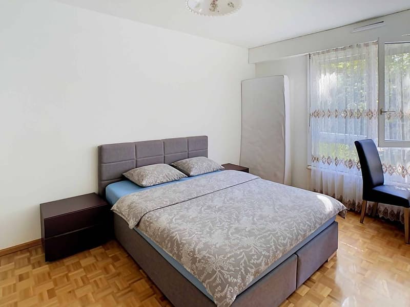 EN EXCLUSIVITE - Agréable appartement de 4 pièces au calme (4)