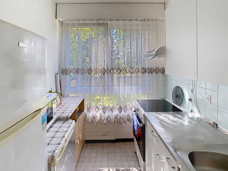 EN EXCLUSIVITE - Agréable appartement de 4 pièces au calme (3)