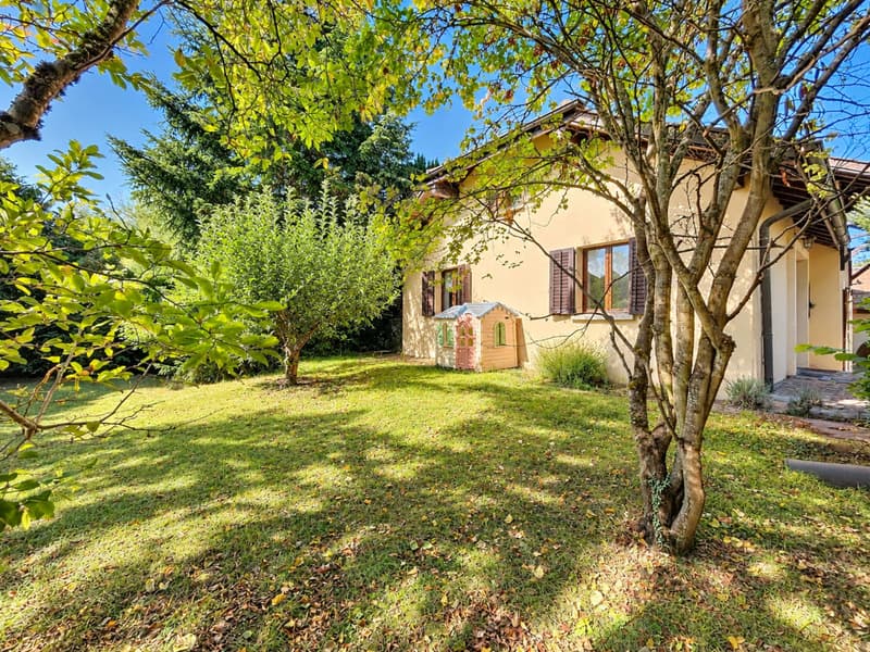 Charmante maison individuelle au calme absolu (1)