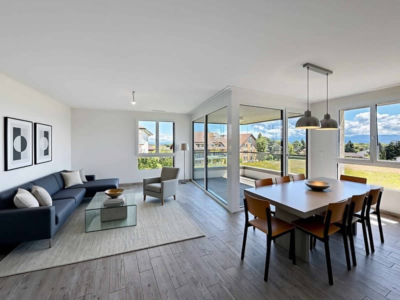 EXCLUSIVITE - Lumineux 3.5 pièces avec loggia (1)