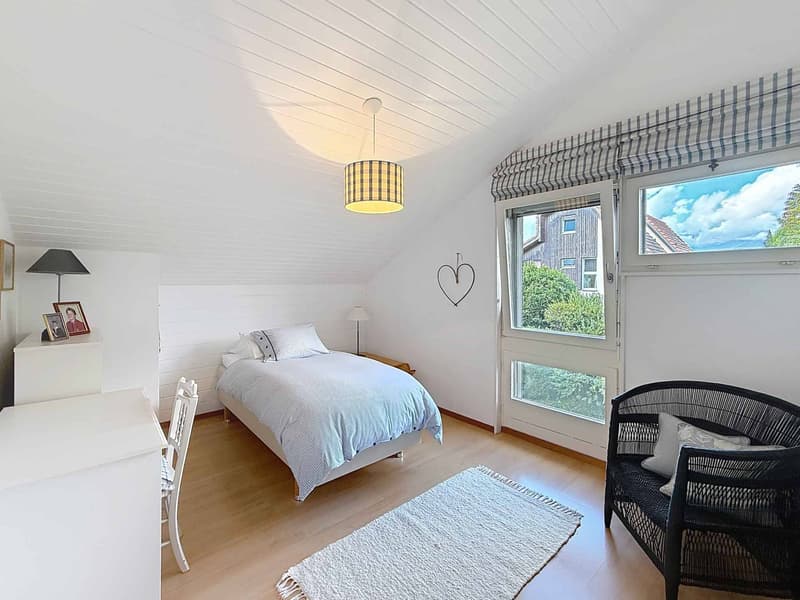 Ravissante villa jumelle rénovée (13)